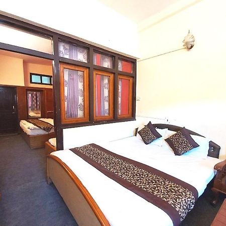Goroomgo Luxury Stay Mall Road Нейнитал Екстериор снимка