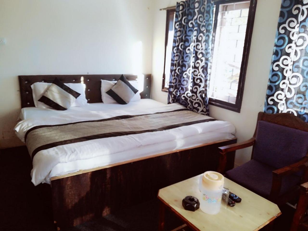 Goroomgo Luxury Stay Mall Road Нейнитал Екстериор снимка