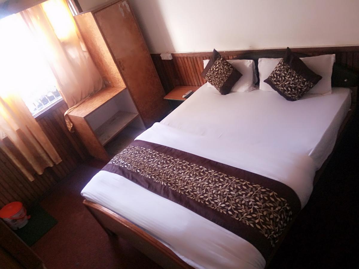 Goroomgo Luxury Stay Mall Road Нейнитал Екстериор снимка